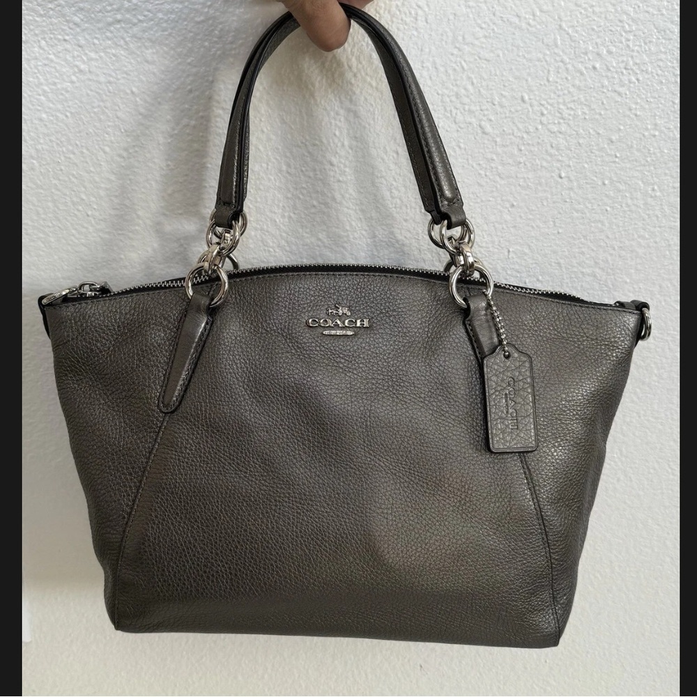 NEW Coach Gunmetal/Metallic Grey Leather “Kelsey” Crossbody Satchel Purse